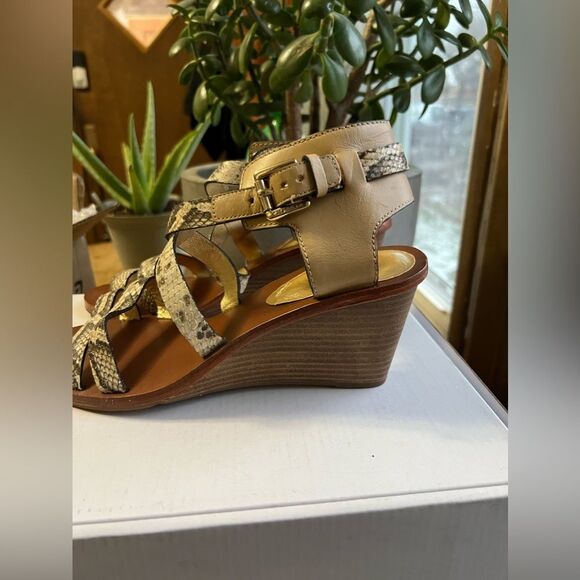 COACH Prue Snake embossed wedges - Picture 3 of 8